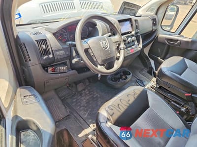 Zdjęcie 8 z 13 samochodu: 2019 RAM PROMASTER 3500 3500 HIGH VIN:3C6URVJG4KE540467 - miniatura