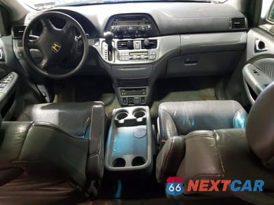 Zdjęcie 8 z 13 samochodu: 2005 HONDA ODYSSEY EXL VIN:5FNRL38775B050761 - miniatura