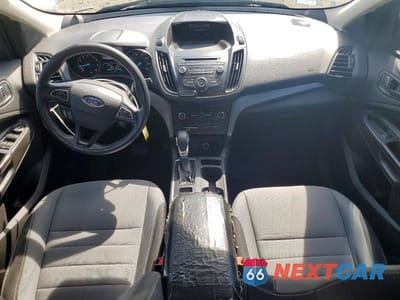 Zdjęcie 8 z 13 samochodu: 2017 FORD ESCAPE S VIN:1FMCU0F78HUE27593 - miniatura