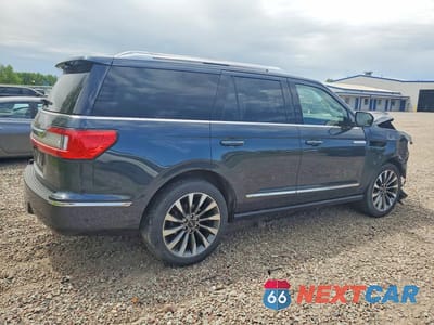 Trzecie zdjęcie samochodu z tyłu: 2021 LINCOLN NAVIGATOR RESERVE VIN:5LMJJ2LT0MEL00884 - miniatura