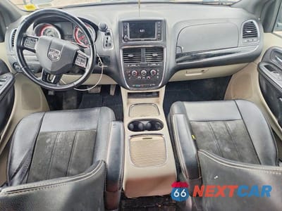 Zdjęcie 8 z 13 samochodu: 2019 DODGE GRAND CARAVAN SXT VIN:2C4RDGCG4KR772197 - miniatura
