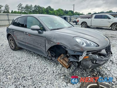 Czwarte zdjęcie samochodu z boku: 2018 PORSCHE MACAN VIN:WP1AA2A55JLB18891 - miniatura