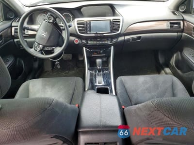 Zdjęcie 8 z 12 samochodu: 2016 HONDA ACCORD EX VIN:1HGCR2F79GA217832 - miniatura