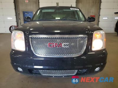 Piąte zdjęcie samochodu w środku: 2008 GMC YUKON DENALI VIN:1GKFK63818J219908 - miniatura