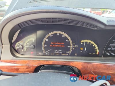 Zdjęcie 9 z 12 samochodu: 2008 MERCEDES-BENZ S 550 4MATIC VIN:WDDNG86X28A193137 - miniatura