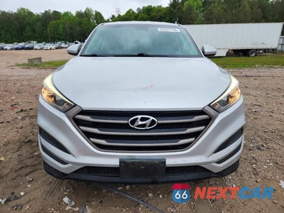 Piąte zdjęcie samochodu w środku: 2016 HYUNDAI TUCSON SE VIN:KM8J23A44GU257307 - miniatura