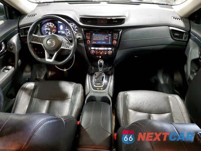 Zdjęcie 8 z 13 samochodu: 2017 NISSAN ROGUE SL VIN:5N1AT2MV9HC889061 - miniatura