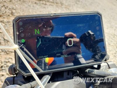 Zdjęcie 7 z 10 samochodu: 2025 YAMAHA MT09 VIN:JYARN94E4SA002328 - miniatura