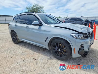 Czwarte zdjęcie samochodu z boku: 2022 BMW X3 SDRIVE30I VIN:5UX43DP01N9K21288 - miniatura