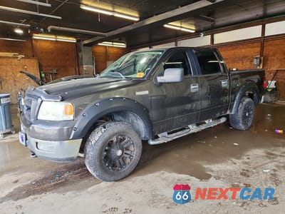 2005 FORD F250 CREW CAB (4 DOO 1FTPW14595KE81256 - główne zdjęcie licytacji z USA - miniatura