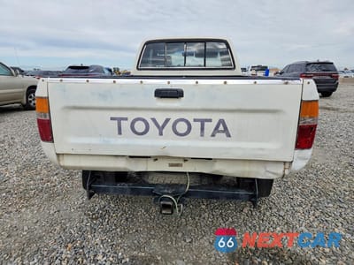 Zdjęcie 6 z 12 samochodu: 1989 TOYOTA PICKUP DELUXE VIN:JT4RN13P3K0005297 - miniatura