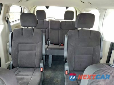 Zdjęcie 10 z 13 samochodu: 2018 DODGE GRAND CARAVAN SE VIN:2C4RDGBG4JR256163 - miniatura