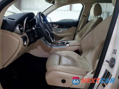 Zdjęcie 7 z 13 samochodu: 2017 MERCEDES-BENZ GLC 300 4MATIC VIN:WDC0G4KB0HF255459 - miniatura