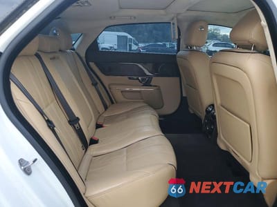 Zdjęcie 10 z 12 samochodu: 2014 JAGUAR XJL PORTFOLIO VIN:SAJWA2GZ3E8V73587 - miniatura
