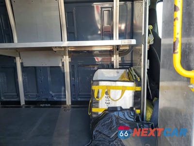 Zdjęcie 10 z 12 samochodu: 2019 MERCEDES BENZ SPRINTER 2500 DELIVERY VAN VIN:WD4PF1CD9KP146690 - miniatura