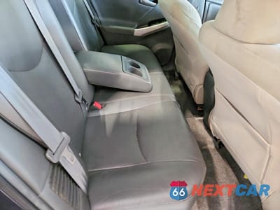 Zdjęcie 10 z 12 samochodu: 2010 TOYOTA PRIUS V VIN:JTDKN3DU3A0083496 - miniatura