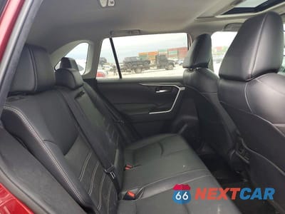 Zdjęcie 11 z 13 samochodu: 2021 TOYOTA RAV4 XLE PREMIUM VIN:2T3A1RFV5MW217327 - miniatura