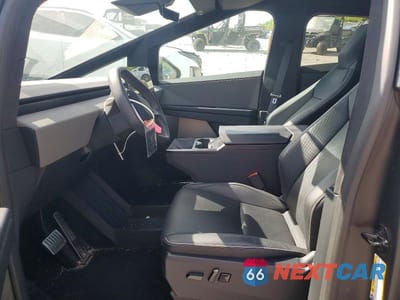 Zdjęcie 7 z 12 samochodu: 2025 TESLA CYBERTRUCK VIN:7G2CEHED6SA063076 - miniatura