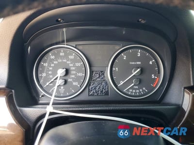 Zdjęcie 9 z 12 samochodu: 2011 BMW 335 D VIN:WBAPN7C54BF183612 - miniatura