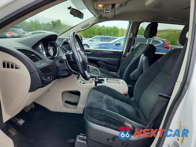 Zdjęcie 7 z 13 samochodu: 2016 DODGE GRAND CARAVAN SXT VIN:2C4RDGCG3GR321818 - miniatura