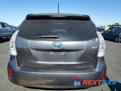 Zdjęcie 6 z 12 samochodu: 2013 TOYOTA PRIUS V THREE VIN:JTDZN3EU8D3266652 - miniatura