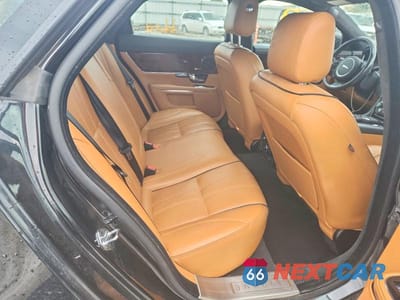 Zdjęcie 10 z 12 samochodu: 2013 JAGUAR XJ VIN:SAJWJ1CD4D8V45431 - miniatura