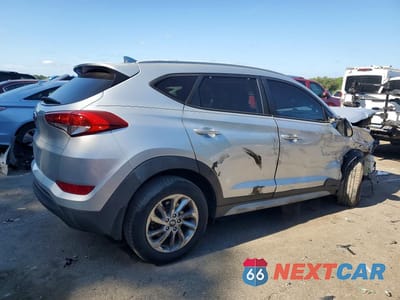 Trzecie zdjęcie samochodu z tyłu: 2018 HYUNDAI TUCSON SEL PLUS VIN:KM8J33A49JU635951 - miniatura