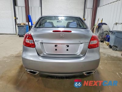 Zdjęcie 6 z 12 samochodu: 2011 SUZUKI KIZASHI S VIN:JS2RF9A19B6110262 - miniatura