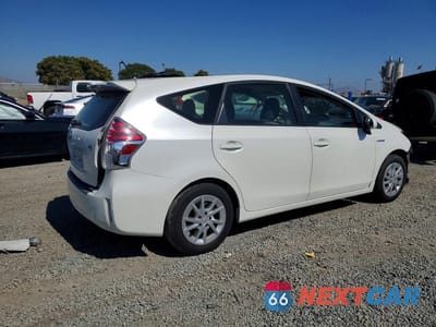 Trzecie zdjęcie samochodu z tyłu: 2015 TOYOTA PRIUS V TWO VIN:JTDZN3EU4FJ039117 - miniatura