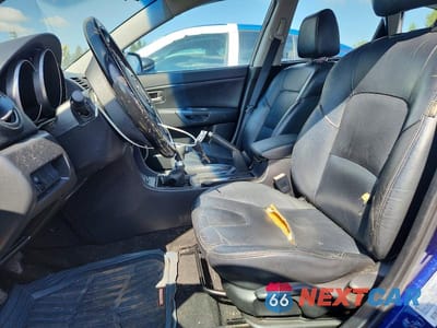Zdjęcie 7 z 12 samochodu: 2004 MAZDA 3 HATCHBACK VIN:JM1BK343941123059 - miniatura