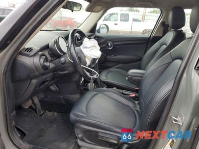 Zdjęcie 7 z 13 samochodu: 2018 MINI COOPER VIN:WMWXU1C56J2F81526 - miniatura
