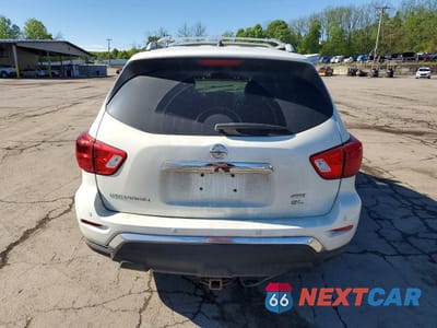 Zdjęcie 6 z 13 samochodu: 2017 NISSAN PATHFINDER SL VIN:5N1DR2MM4HC690308 - miniatura