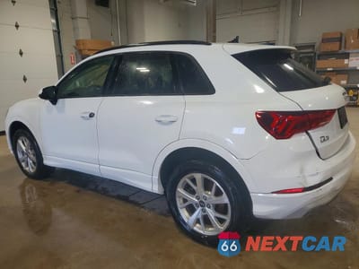 Drugie zdjęcie samochodu z przodu: 2022 AUDI Q3 KOMFORT 45 VIN:WA1AECF38N1077154 - miniatura