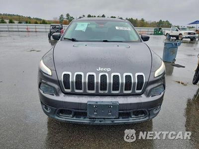 Piąte zdjęcie samochodu w środku: 2014 JEEP CHEROKEE LATITUDE VIN:1C4PJMCB6EW220148 - miniatura