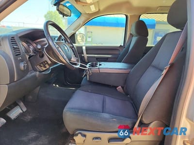 Zdjęcie 7 z 12 samochodu: 2011 CHEVROLET SILVERADO K1500 LT VIN:3GCPKSE30BG287118 - miniatura
