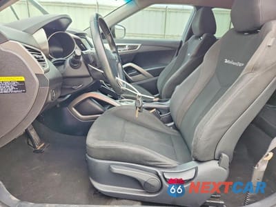 Zdjęcie 7 z 13 samochodu: 2017 HYUNDAI VELOSTER BASE VIN:KMHTC6AD6HU305091 - miniatura