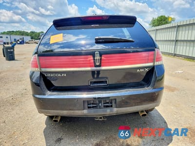 Zdjęcie 6 z 13 samochodu: 2008 LINCOLN MKX VIN:2LMDU68C08BJ27011 - miniatura