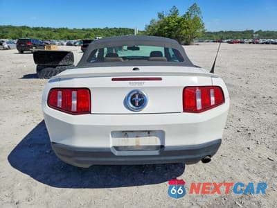 Zdjęcie 6 z 12 samochodu: 2010 FORD MUSTANG VIN:1ZVBP8EN8A5121853 - miniatura
