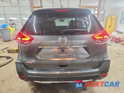Zdjęcie 6 z 13 samochodu: 2018 NISSAN ROGUE SV VIN:5N1AT2MV8JC733258 - miniatura