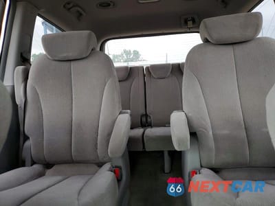 Zdjęcie 10 z 13 samochodu: 2006 KIA SEDONA LX VIN:KNDMB233866039423 - miniatura