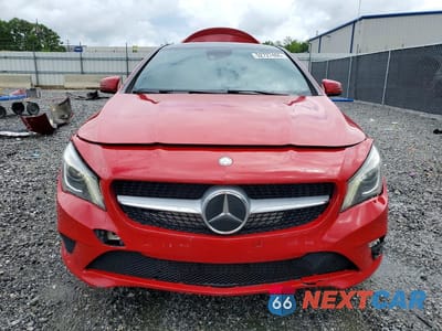 Piąte zdjęcie samochodu w środku: 2014 MERCEDES-BENZ CLA 250 4MATIC VIN:WDDSJ4GB9EN088096 - miniatura