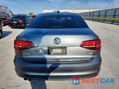 Zdjęcie 6 z 12 samochodu: 2016 VOLKSWAGEN JETTA VIN:3VW267AJ4GM314990 - miniatura
