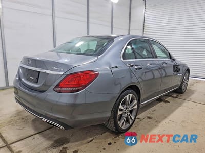 Trzecie zdjęcie samochodu z tyłu: 2021 MERCEDES-BENZ C 300 4MATIC VIN:W1KWF8EB0MR641450 - miniatura