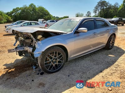 2018 CHRYSLER 300 S 2C3CCABG2JH266691 - główne zdjęcie licytacji z USA - miniatura