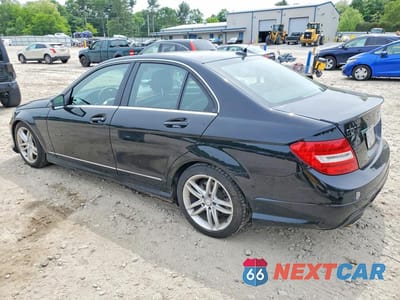 Drugie zdjęcie samochodu z przodu: 2013 MERCEDES-BENZ C 300 4MATIC VIN:WDDGF8AB3DA785020 - miniatura