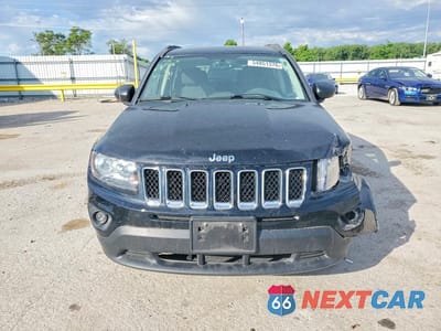 Piąte zdjęcie samochodu w środku: 2016 JEEP COMPASS SPORT VIN:1C4NJDBB8GD782477 - miniatura