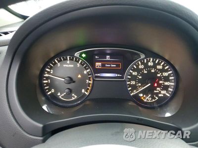 Zdjęcie 9 z 12 samochodu: 2017 NISSAN ALTIMA 2.5 SR VIN:1N4AL3AP1HC200040 - miniatura