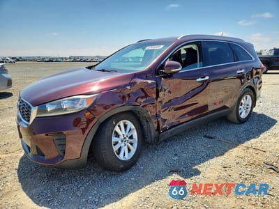 2020 KIA SORENTO LX 5XYPGDA30LG634949 - główne zdjęcie licytacji z USA - miniatura