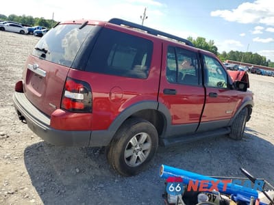 Trzecie zdjęcie samochodu z tyłu: 2006 FORD EXPLORER XLT VIN:1FMEU63E96UB23801 - miniatura