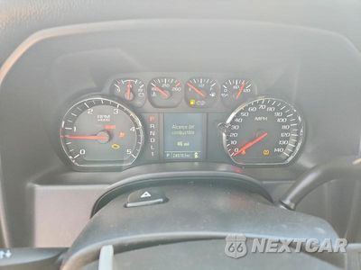 Zdjęcie 9 z 12 samochodu: 2017 GMC SIERRA K2500 HEAVY DUTY VIN:1GT12REY7HF144025 - miniatura